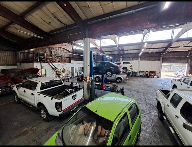 INDUSTRIAL FOR SALE IN ALTON